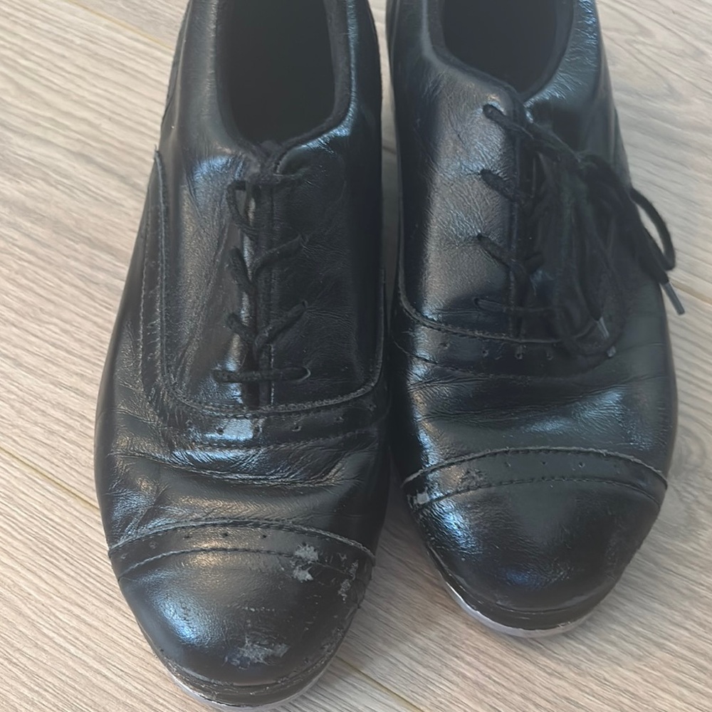 Black Leather Lace-Up Shoes